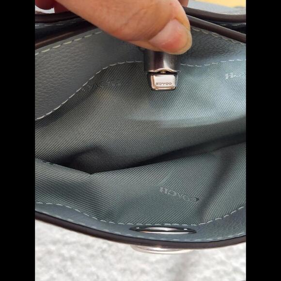 NWT Coach 57107 Turnlock Silver Chain - Picture 5 of 6